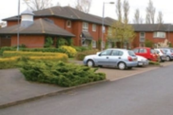 The Hawthorns, Naylor Crescent