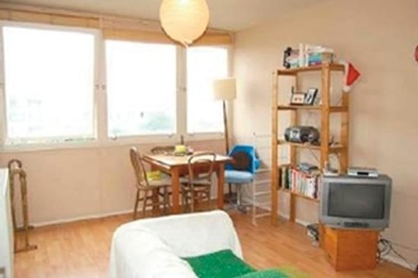 Treow House, Park Side Drive