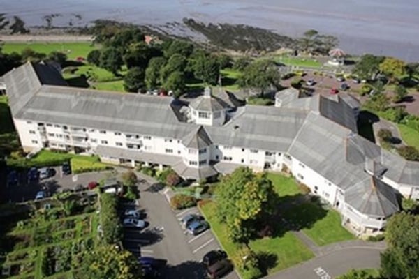 The Hawthorns Clevedon, 18-19 Elton Rd