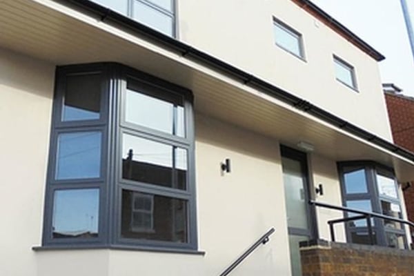 Savana, 83-87 Moore Street