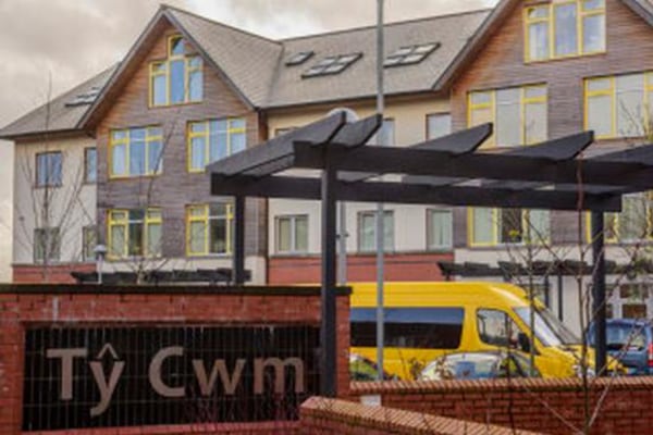 Ty Cwm, Gelli Dawel,