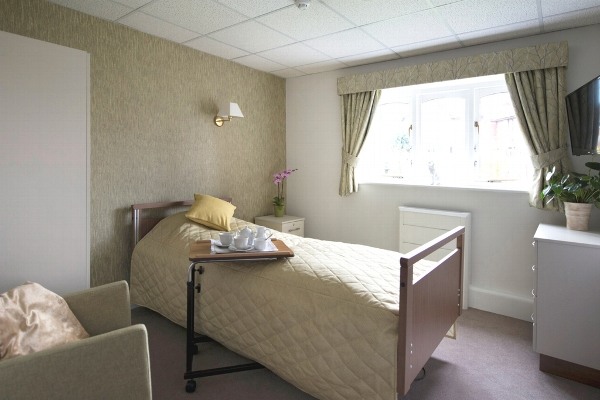 Aspen Court Care Home Aspen Drive Spondon Derby Derbyshire De21 7sg 30 Reviews