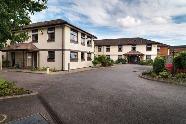 Vicarage Farm, 139 Vicarage Farm Road