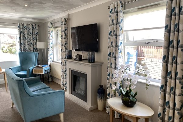 Plas Cwm Carw Care Home SA13 1DF