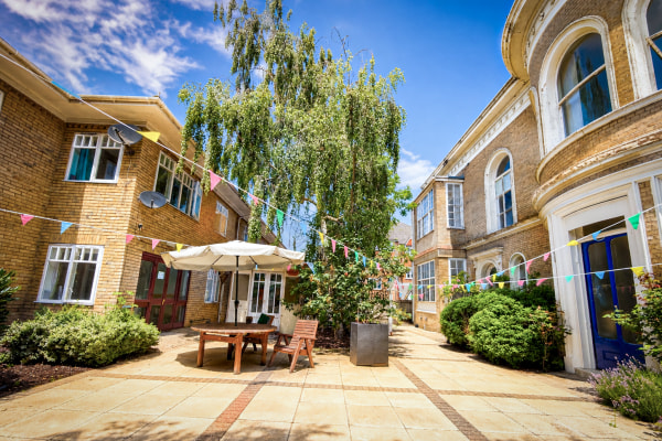 Abbey Uplands Care Home SW16 2QH