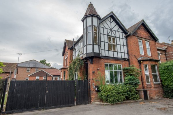 Parkview, 1 Armour Road