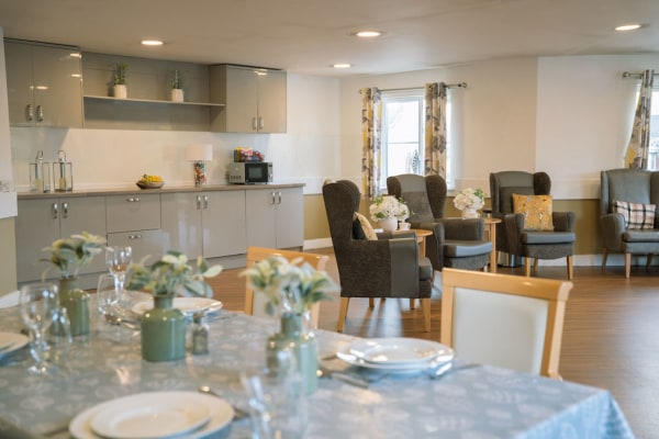 Hilltop Lodge, West Bromwich, West Midlands