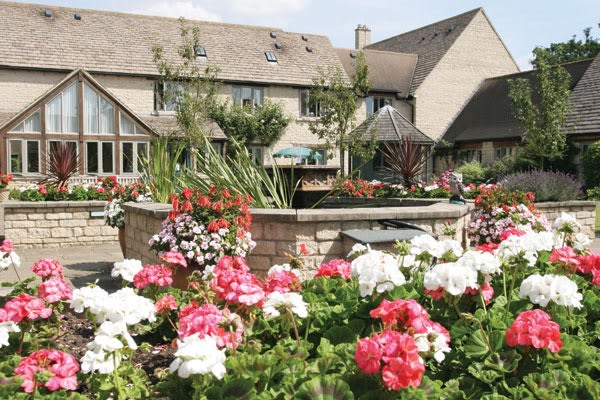 The Cotswold Home, Woodside Drive