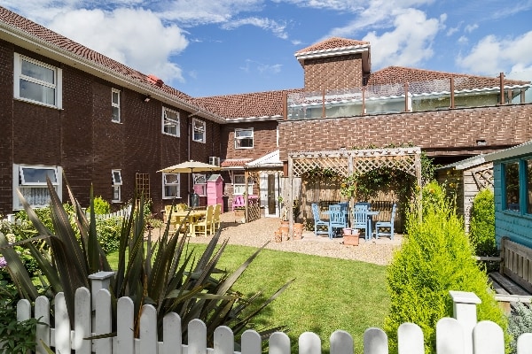 Barchester Dovedale Court Care Home, Dovedale Avenue