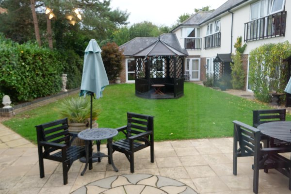 Pine Lodge Care Home ME10 1YU
