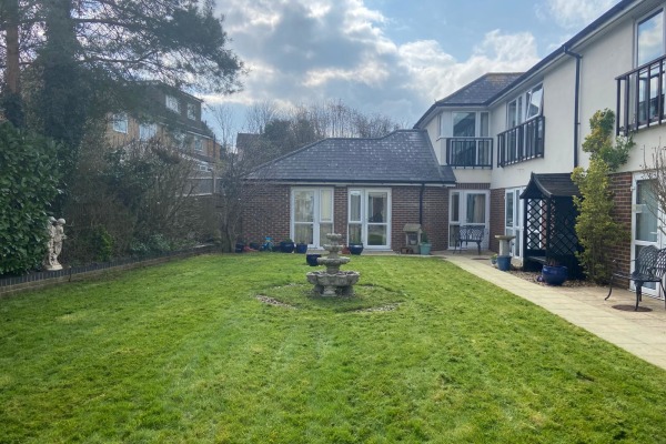 Pine Lodge Care Home ME10 1YU