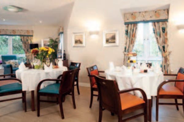 Applecroft Nursing Home Sanctuary Close River Dover Kent Ct17 0er 17 Reviews