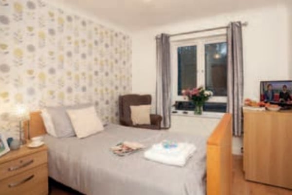 Applecroft Nursing Home Sanctuary Close River Dover Kent Ct17 0er 17 Reviews