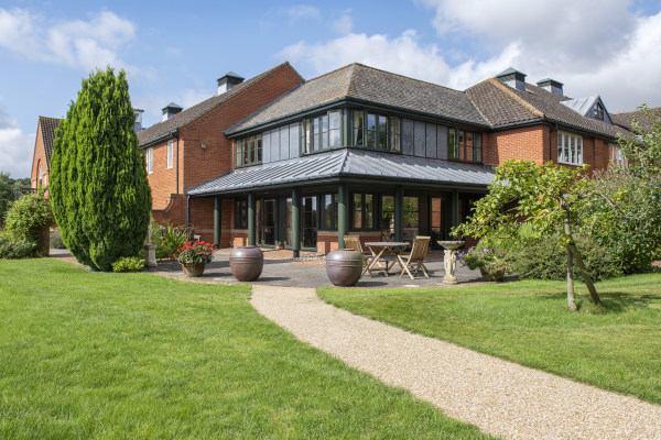 Grove Court, Beech Way