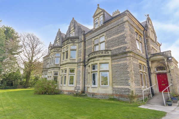 Parkside House Residential Home, 1-2 Park Road