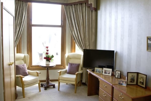 Alt Na Craig House Care Home 215 Lyle Road Greenock Inverclyde Pa16 7xt 5 Reviews