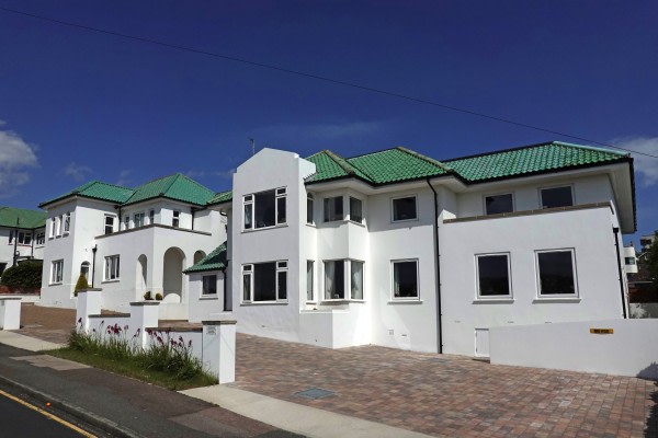 Arundel Park Lodge, 22-24 Arundel Drive East