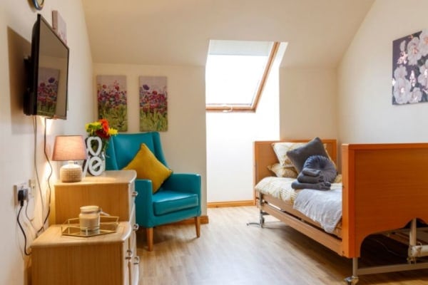 Torry Nursing Home 36 Balnagask Road Torry Aberdeen Aberdeenshire Ab11 8hr 1 Reviews