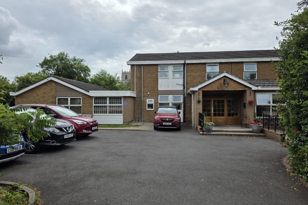 Alderlea, Grimsby