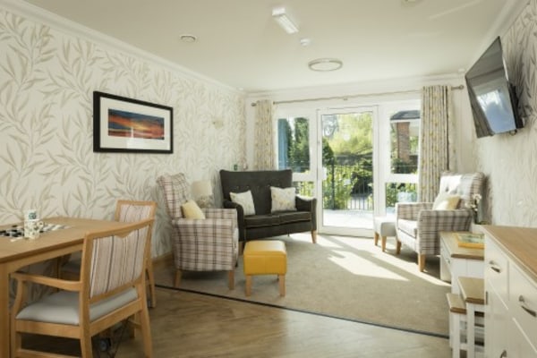 Ashlyns Care Home HP4 2ST