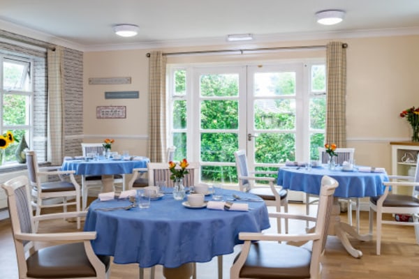 Kings Court Care Centre SN1 3NP