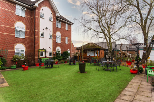 Linden Lodge Residential Home B78 1TR