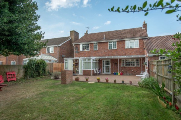 Fairview, 2 Pinks Lane