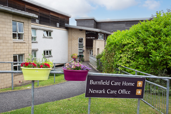 Burnfield, 32 Burnfield Road Burnfield, 32 Burnfield Road