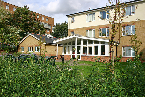 Bluegrove House SE16 2JN