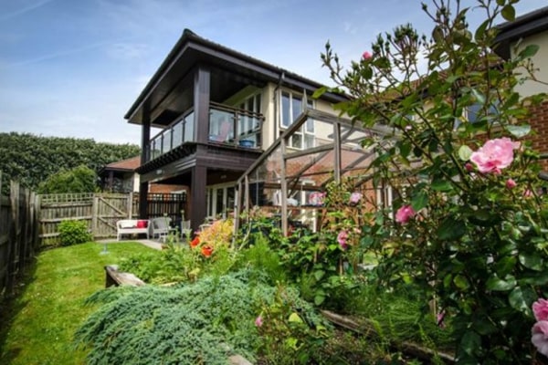 Pavilion Court, McKendrick Villas