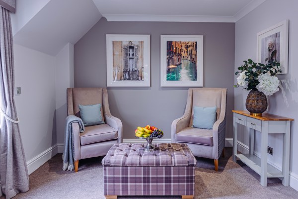 Barchester Austen House Care Home RG6 3UJ
