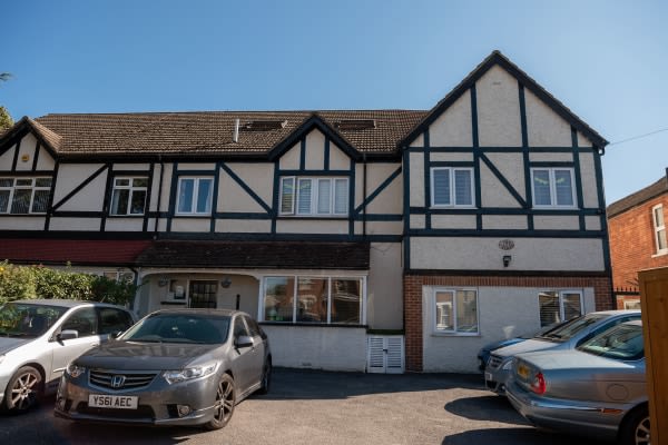 The Cedars, 16 Fordbridge Road