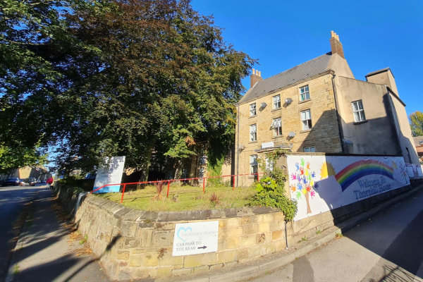 Thornhill House, Church Street