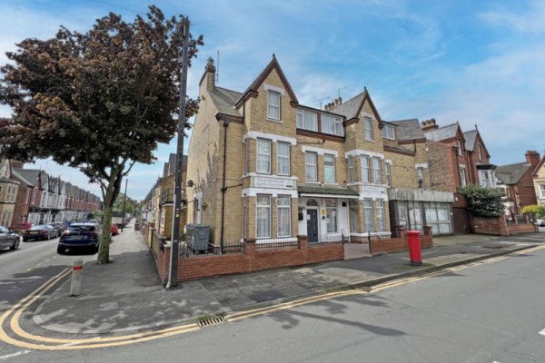 The Lombrand Ltd, 52/54 Tennyson Avenue