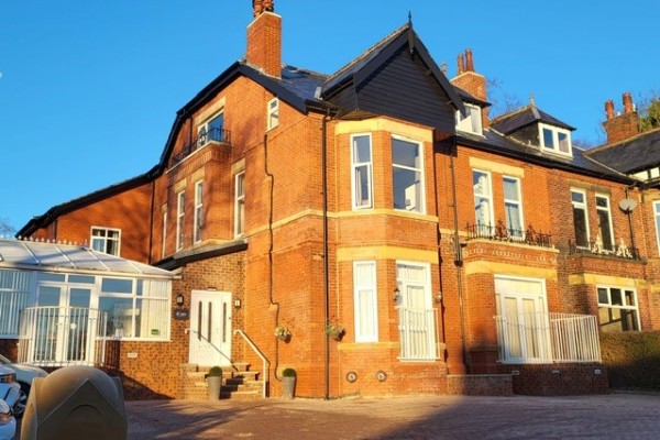 Marple Lodge, 19 Arkwright Road