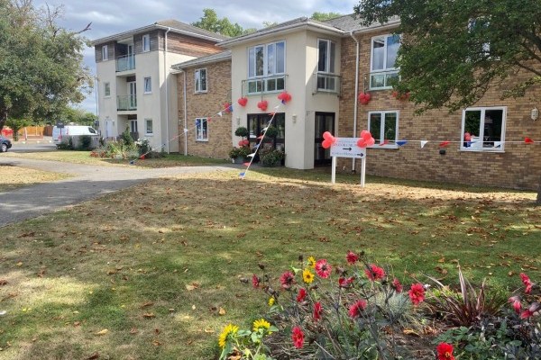 Madelayne Court Care Home, School Lane