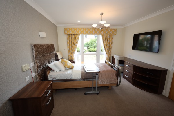 Gifford House Care Home SS13 2EY