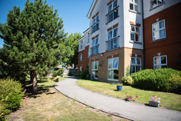 Sovereign Lodge Care Centre, 2 Carew Road
