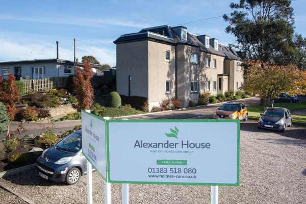 Alexander House, Main Street