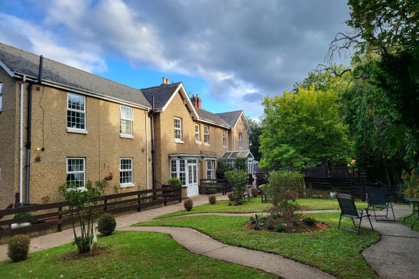 Glenkindie Lodge, 27 Harborough Road