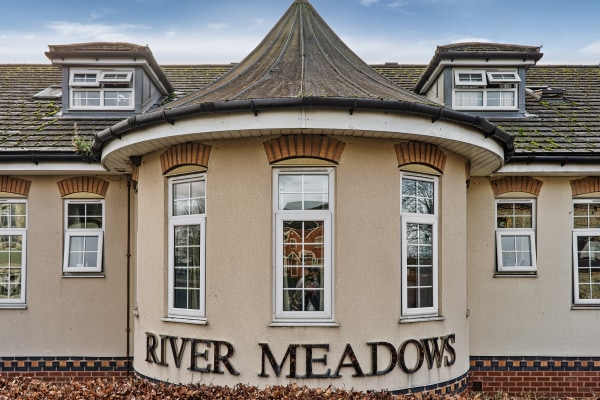 River Meadows, Warwick Road