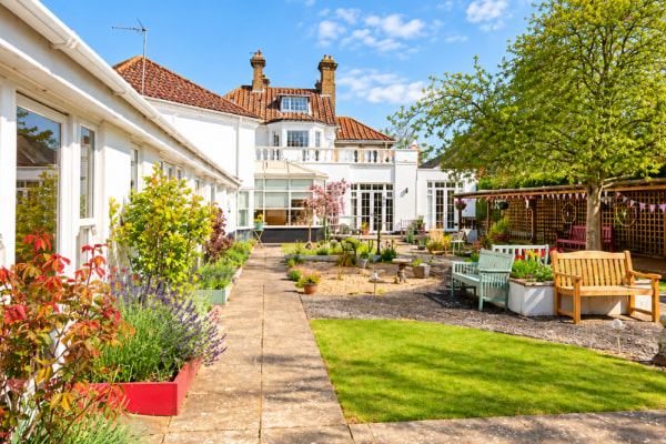 The White House, Beccles