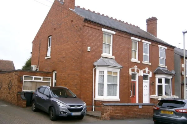 27 Highfield Road, Halesowen