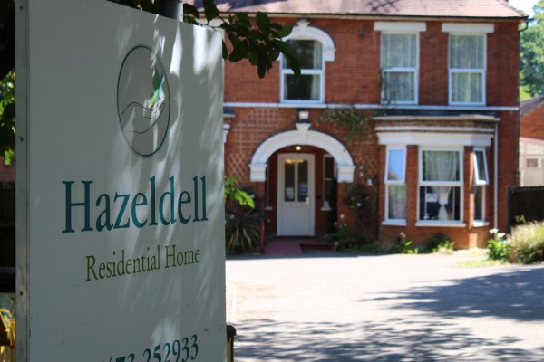 Hazeldell, Elton Park