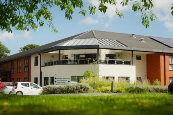 Chirk Court, Maes y Waun