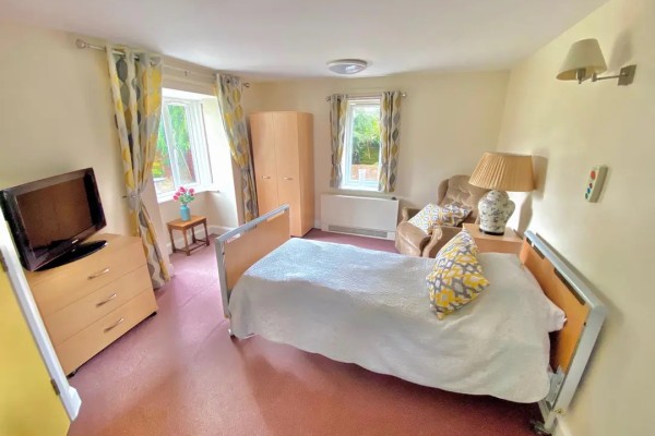 Broadlands Park NR13 6BA