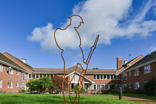 Queen Elizabeth Court, Admiral Moore Drive