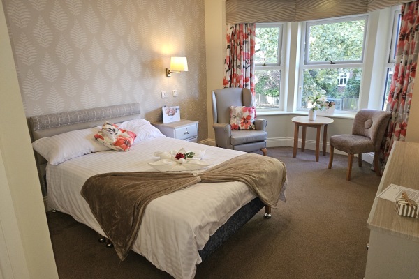 Grove Park Care Home - Avery Healthcare, Leeds