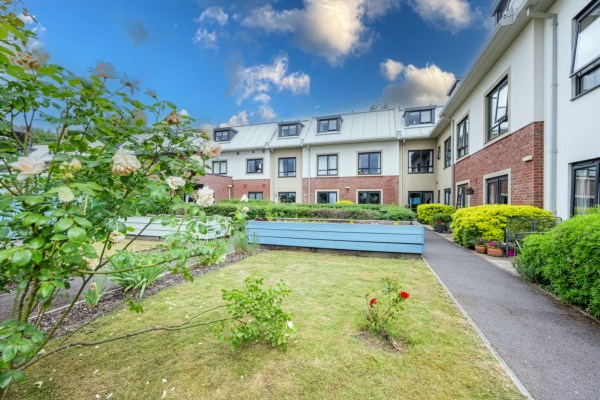 Winchcombe Place, Maple Crescent
