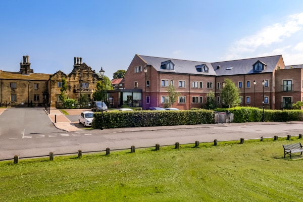 Seacroft Grange, The Green
